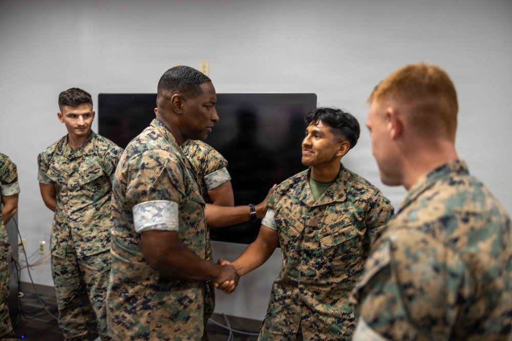 Brig. Gen. Williamson Recognizes Cyber Marines at Camp Lejeune