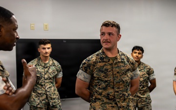 Brig. Gen. Williamson Recognizes Cyber Marines at Camp Lejeune
