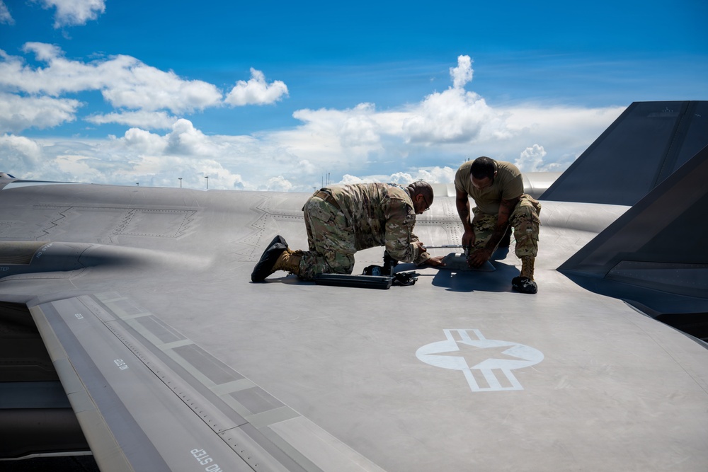 Precision on the line: Maintainers and loaders enable WSEP readiness