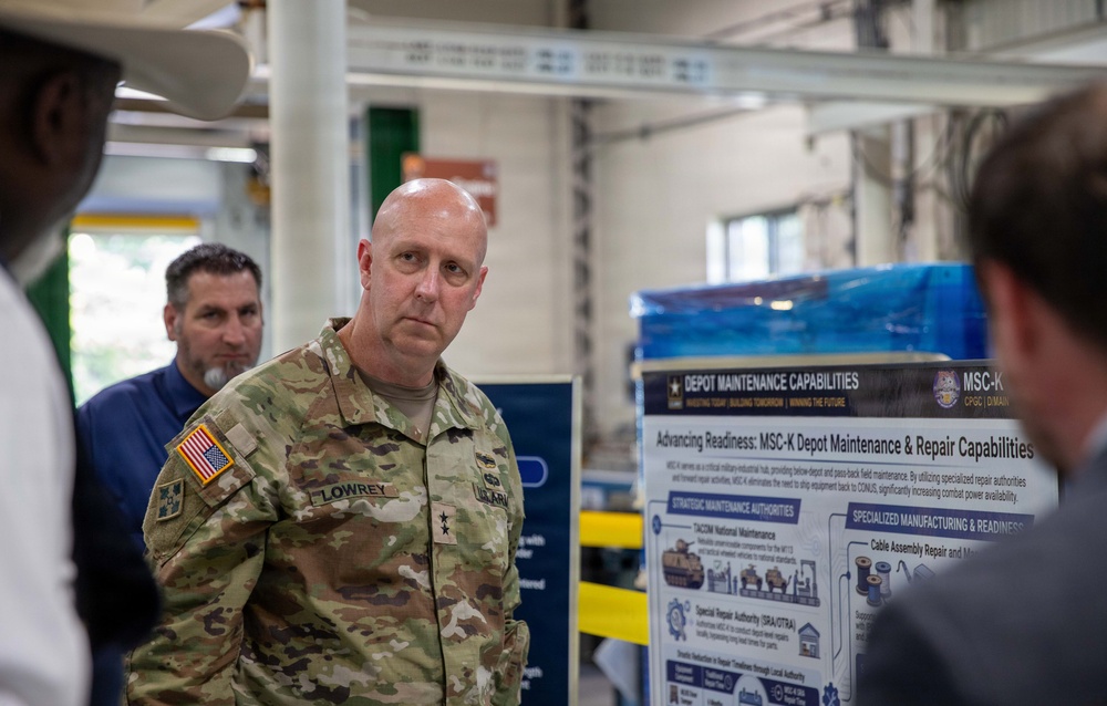 Army Contracting Command Commander Gains Insight Into MSC K’s Additive Manufacturing Mission