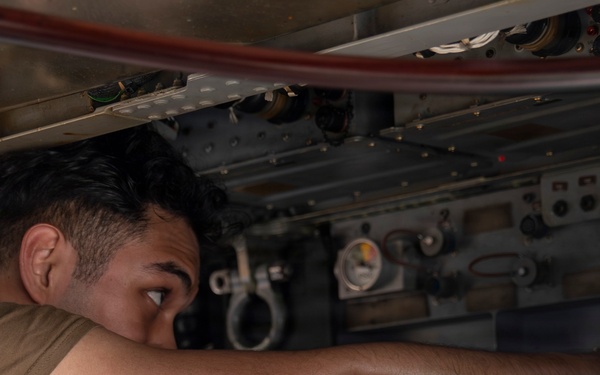 Abraham Lincoln Conducts Aircraft Maintenance