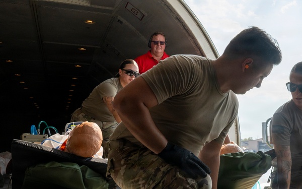Army Reserve patient insertion team amplifies readiness, interoperability during UC26