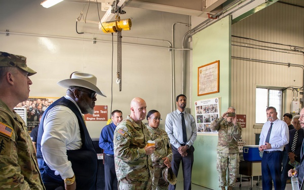 Army Contracting Command Commander Gains Insight Into MSC K’s Additive Manufacturing Mission