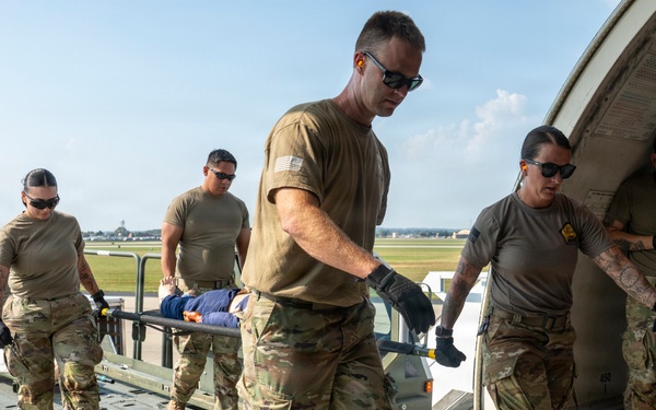 Army Reserve patient insertion team amplifies readiness, interoperability during UC26