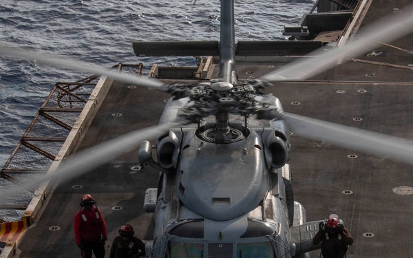 Abraham Lincoln Conducts Flight Operations