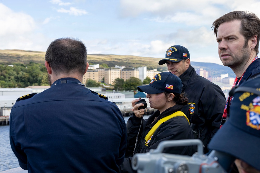 DDG 117 Departs from Scotland