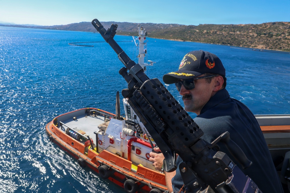 USS Oscar Austin departs NSA Souda Bay