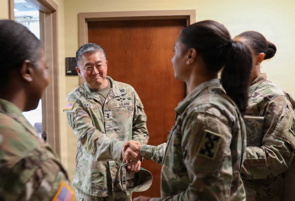 Meeting with the troops