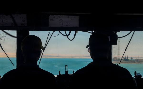 USS Oscar Austins transits the Suez Canal