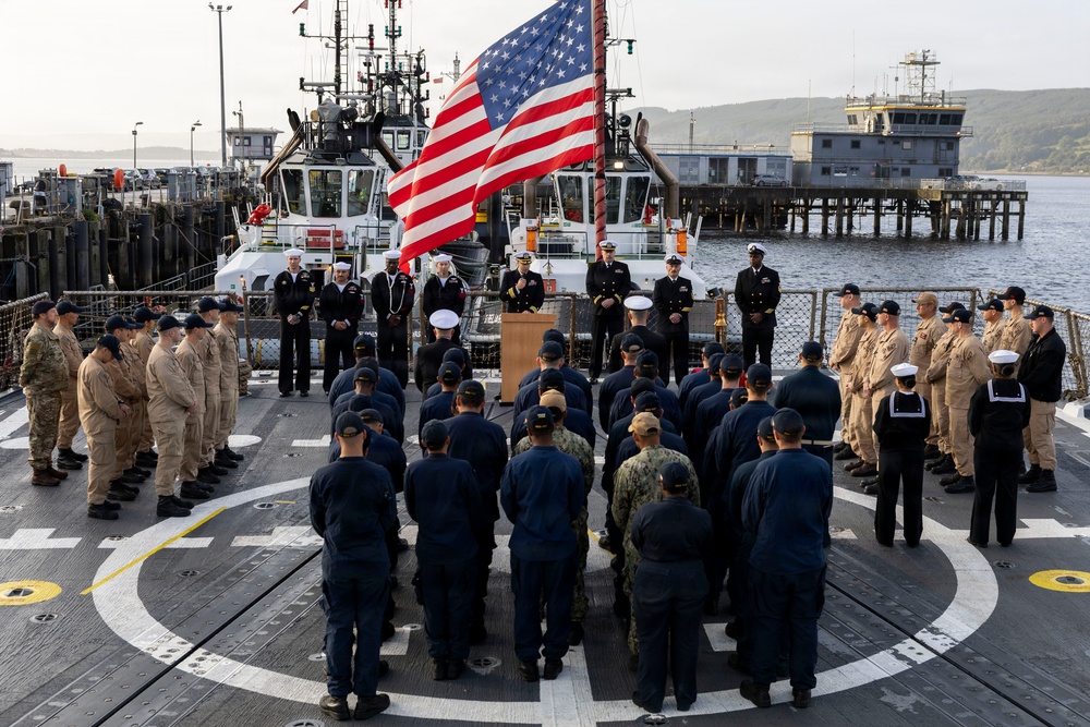 9/11 Memorial Service aboard DDG 117