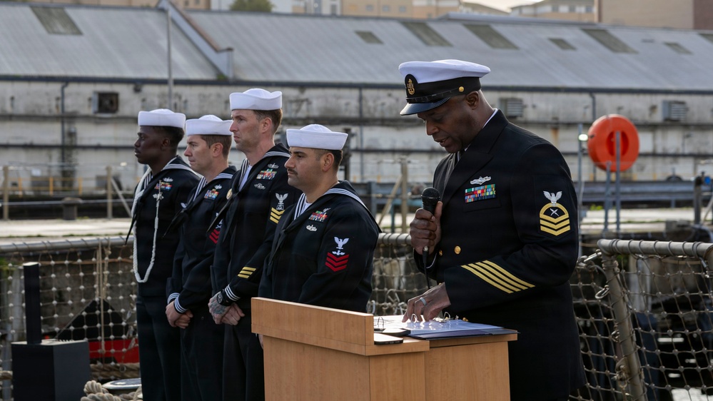 9/11 Memorial Service aboard DDG 117