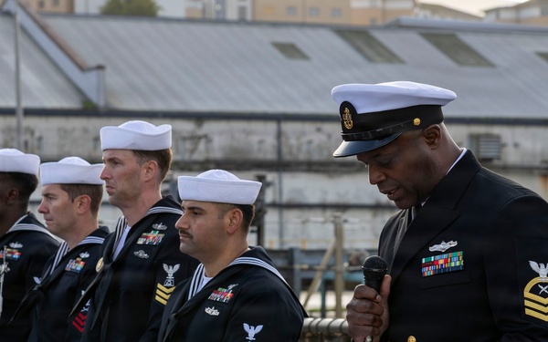 9/11 Memorial Service aboard DDG 117
