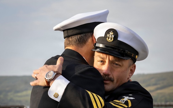9/11 Memorial Service aboard DDG 117