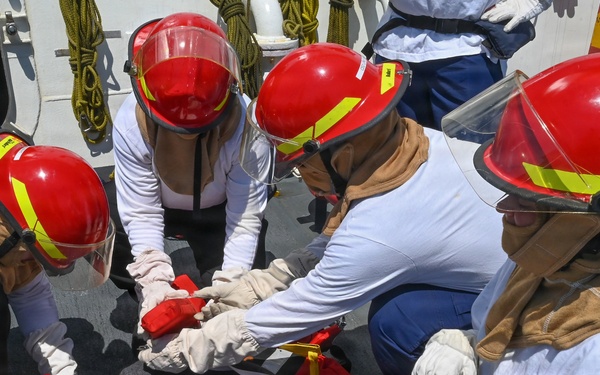 USCGC Bertholf Conducts Man-overboard Procedure Training in the Banda Sea