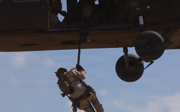 Recon Marines train with African forces to take on elicit maritime activity