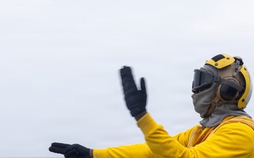 John Paul Jones Sailor Conducts Flight Operations