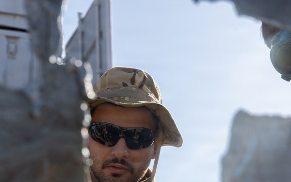 Recon Marines train with Tunisian forces to take on elicit maritime activity