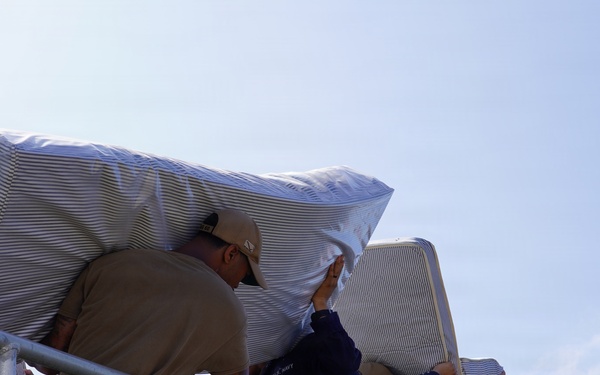 Guided-Missile Destroyer USS Paul Hamilton (DDG 60) Receives Next Generation Mattresses
