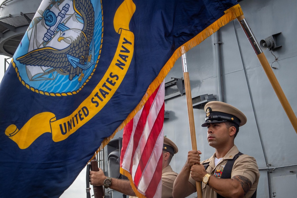 USS Carl Vinson (CVN 70) hosts chief petty officer pinning ceremony