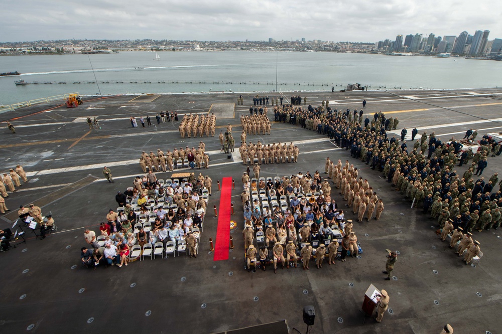 USS Carl Vinson (CVN 70) hosts chief petty officer pinning ceremony
