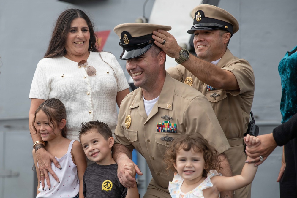 USS Carl Vinson (CVN 70)