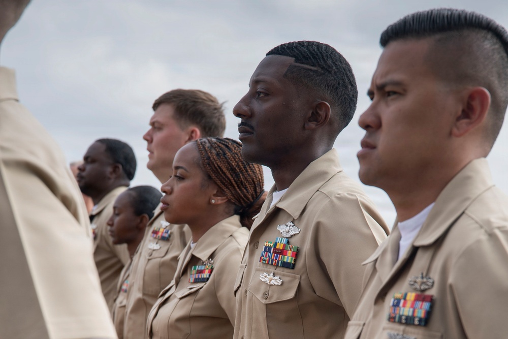 USS Carl Vinson (CVN 70) hosts chief petty officer pinning ceremony