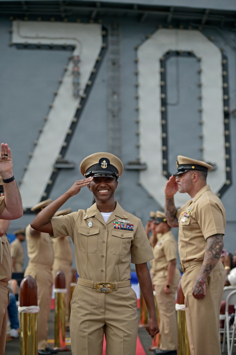 USS Carl Vinson (CVN 70) hosts a chief pinning ceremony