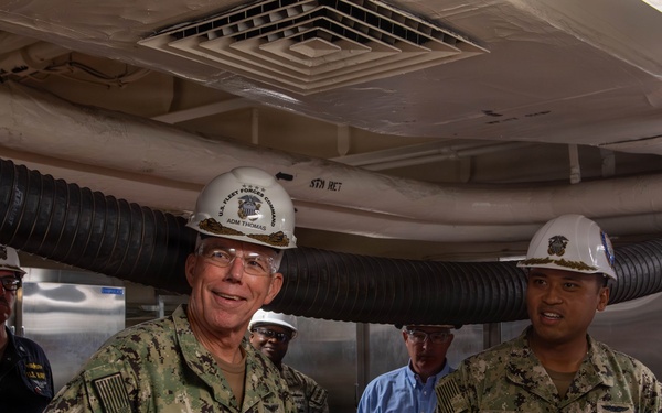 USS John C. Stennis (CVN 74) Welcomes Aboard Commander, U.S. Fleet Forces Command