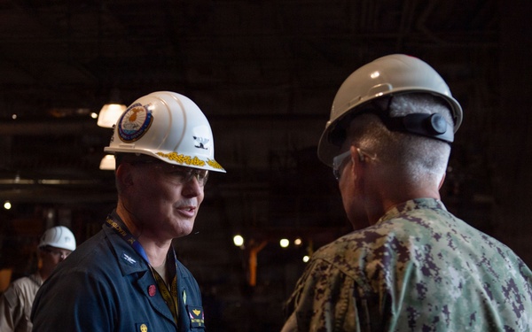 USS John C. Stennis (CVN 74) Welcomes Aboard Commander, U.S. Fleet Forces Command