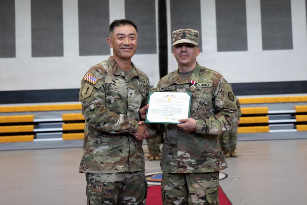 HHC Outgoing First Sergeant Recognized for Meritorious Service