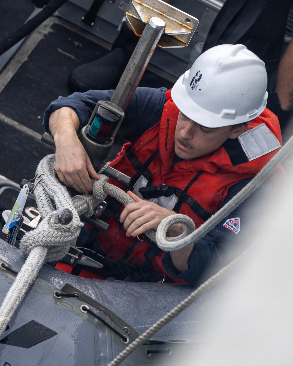 USS Mustin conducts VBSS boat operations