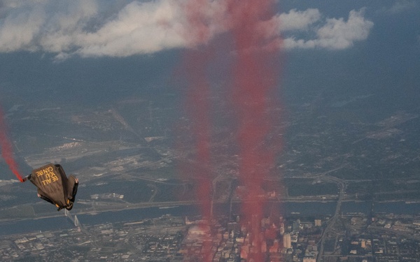 Golden Knights Take Flight Over St. Louis Balloon Race