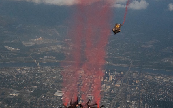 Golden Knights Take Flight Over St. Louis Balloon Race