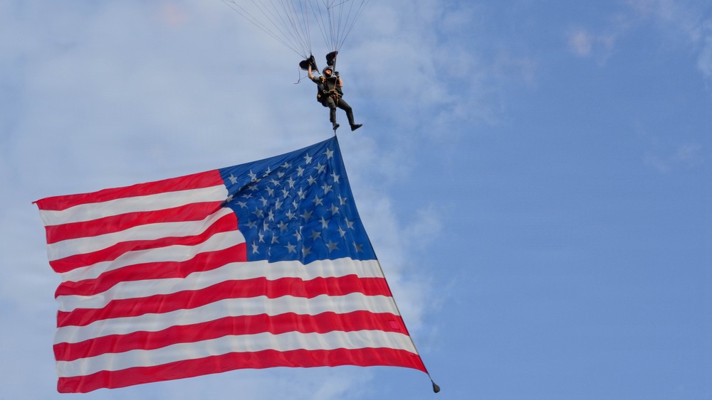 Golden Knights Take Flight Over St. Louis Balloon Race