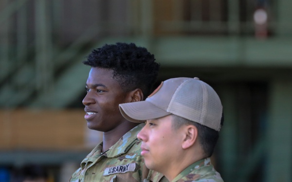 U.S. Army Japan and JGDSF Conduct Joint Aviation Flight