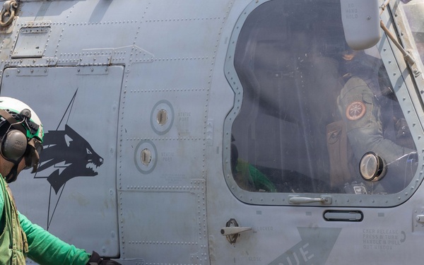 USS Princeton Conducts Flight Operations