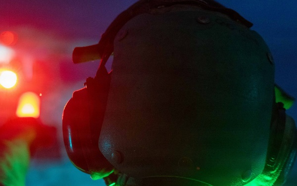 USS Princeton Conducts Nighttime Flight Operations
