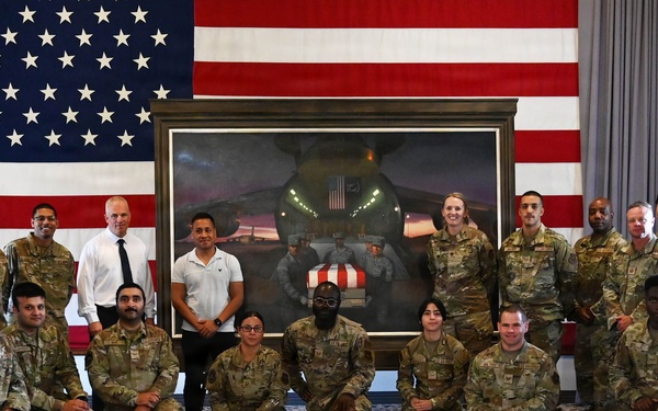 ‘A Solemn Promise’:  Painting features Air Force reservists supporting dignified transfer mission