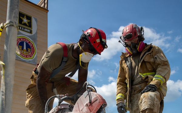 Florida CERFP Conducts Joint Training Exercise with 911th TREC during Operation Atlantic Guardian