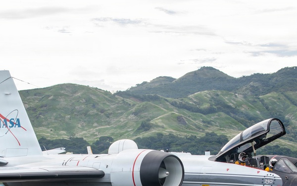 NASA pilots and Panamanian flight students tour a WB-57F aircraft after a flight exercise