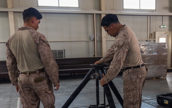 11th MEU Marines Set Up A Radar