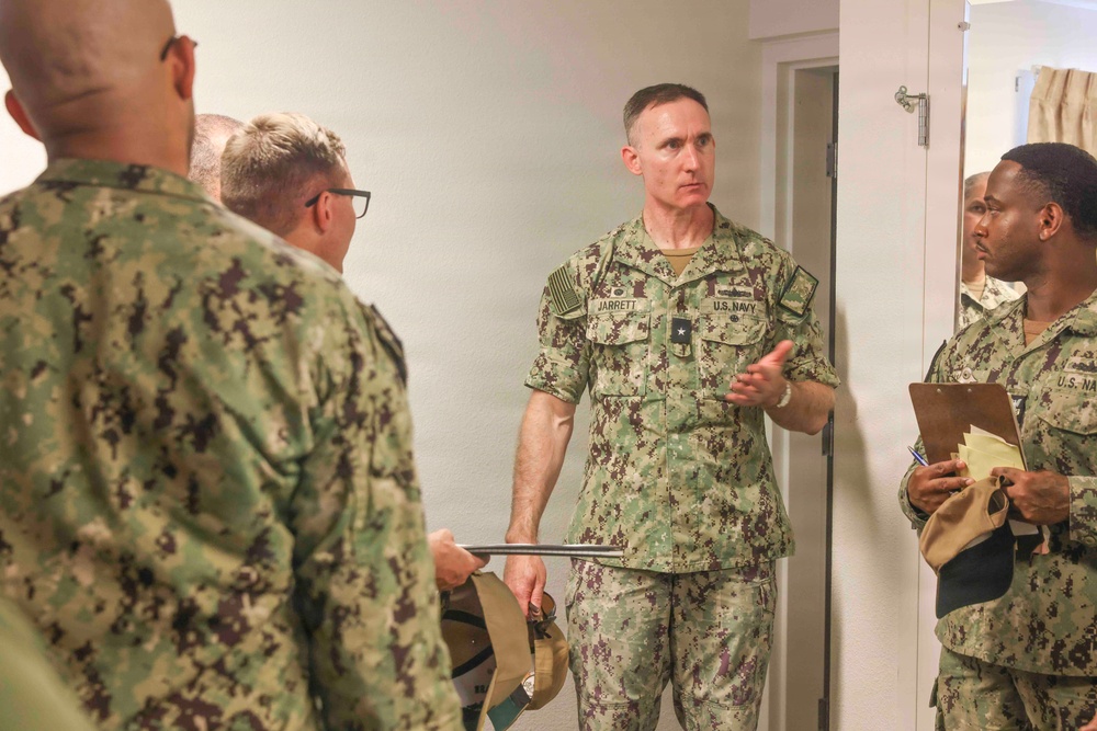 Navy Region Hawaii Commander Inspects JBPHH Barracks