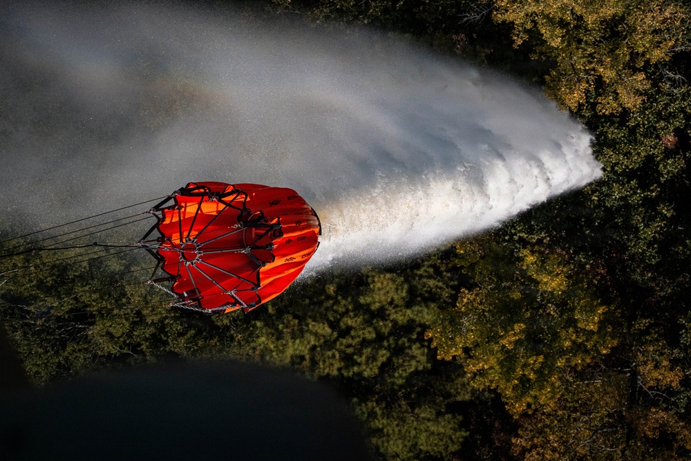 Oklahoma National Guard helps fight Arkansas wildfire