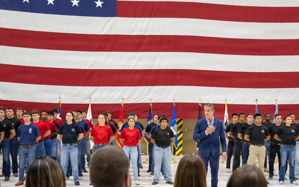 SW Hosts Oath of Enlistment - Austin