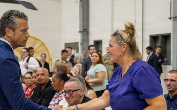 SW Hosts Oath of Enlistment - Austin