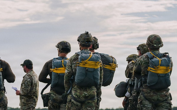 Fighting Soldiers From the Sky