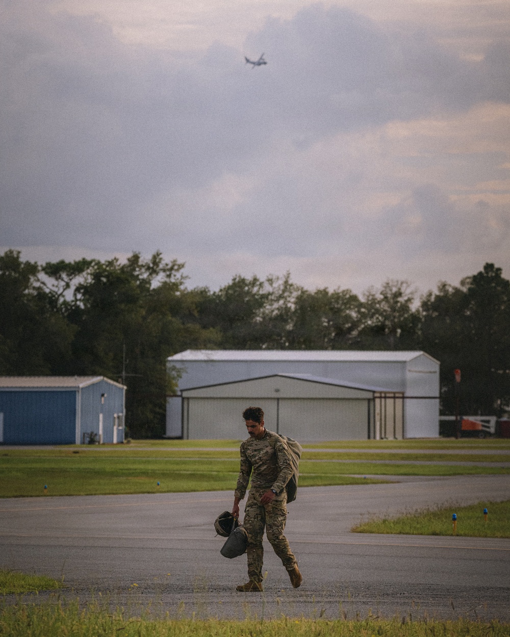 Fighting Soldiers From the Sky