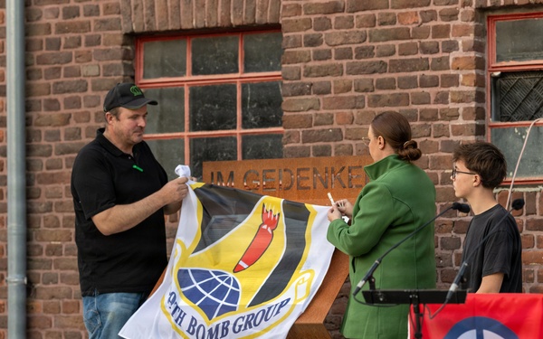 Unveiling of the Plaque at the Operation Market Garden Plaque Unveiling Ceremony of the B-24 Crash of the "Rum Runner"