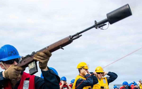 Shoup Sailors Conduct Fueling-at-Sea Evolution