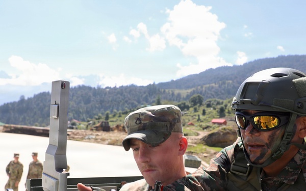 Yudh Abhyas 2026: U.S., Indian Soldiers exchange weapons, equipment knowledge in Auli